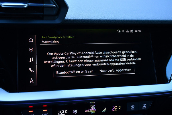 Audi A3 Sportback 45 TFSI e S-Line 19inch m-LED ACC Camera Sfeer Optic-black