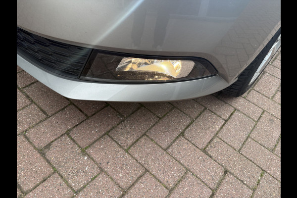 Škoda Fabia Combi 1.0 TSi 95pk Clever Plus NAVI/CARPLAY/DODEHOEK/PDC/LED/16INCH/STOELVERWARMING