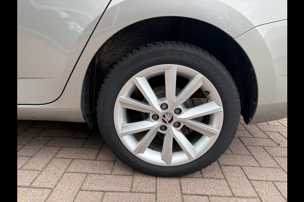 Škoda Fabia Combi 1.0 TSi 95pk Clever Plus NAVI/CARPLAY/DODEHOEK/PDC/LED/16INCH/STOELVERWARMING