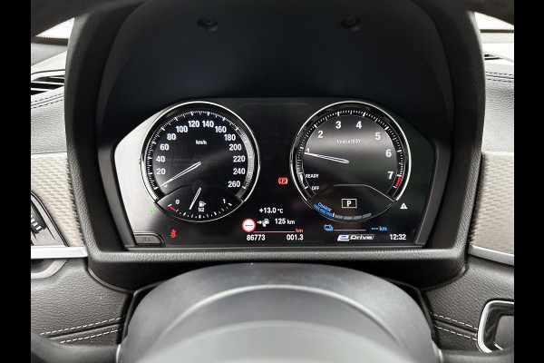 BMW X2 XDrive25e M-sport Business Edition Plus (Dealer OnderH, Panorama, Camera, PDC V+A, Camera, StoelV, Navi Prof, Etc)