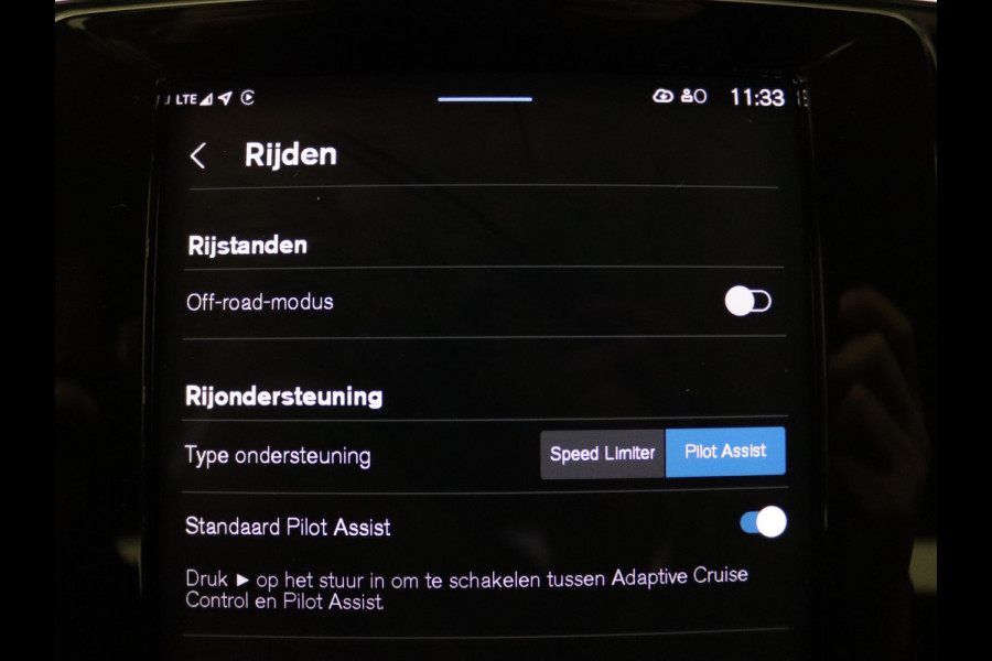 Volvo XC40 2.0 B3 Core 163pk Camera | Adapt. Cruise | Navi | Parkeersens. v+a | Trekhaak elektrisch uitklapbaar