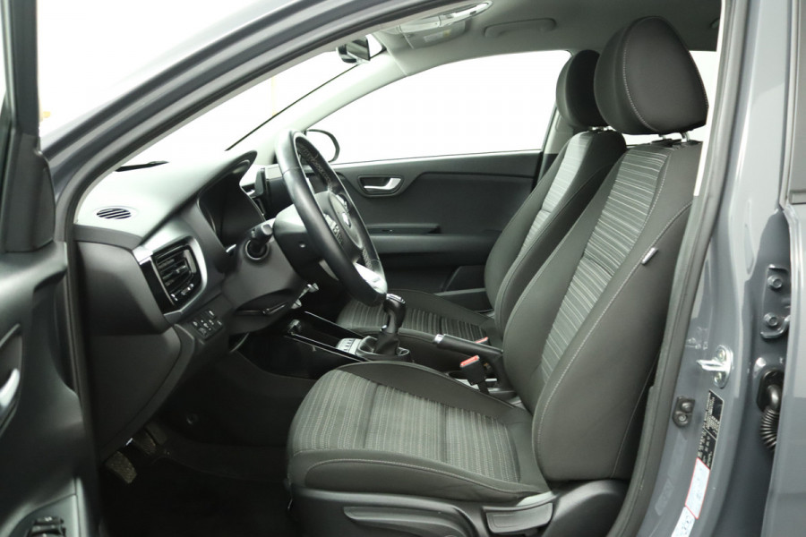 Kia Stonic 1.0 T-GDi MHEV DynamicPlusLine Apple Carplay/Android Auto - Cruise Control - Climate Control - Navigatie - Achteruitrijcamera - Fabriekgarantie tot 10-2027