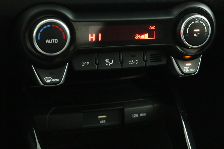 Kia Stonic 1.0 T-GDi MHEV DynamicPlusLine Apple Carplay/Android Auto - Cruise Control - Climate Control - Navigatie - Achteruitrijcamera - Fabriekgarantie tot 10-2027