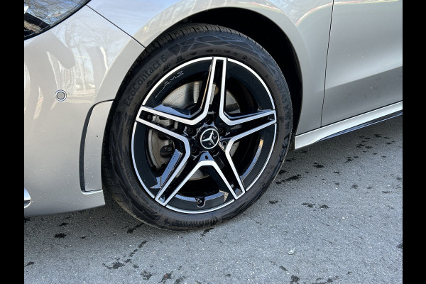 Mercedes-Benz B-Klasse 250e AMG // Trekhaakl // Caplay // Camera // Sfeerverlichting // Nightpakket