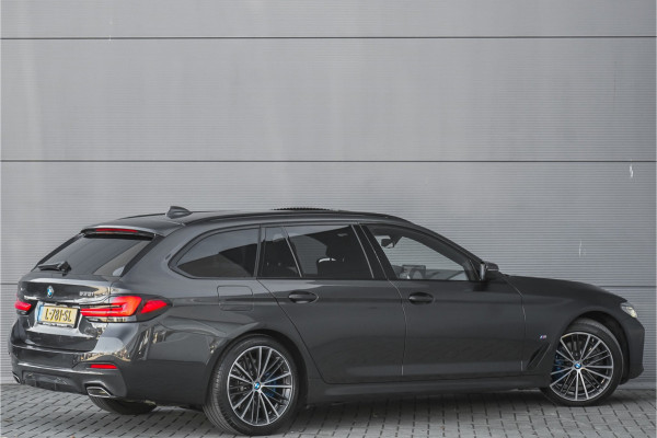 BMW 5 Serie Touring 530i xDrive High Executive M-Sport Pano Active Steering ACC Laser HUD