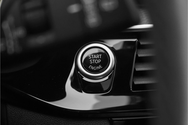 BMW 5 Serie Touring 530i xDrive High Executive M-Sport Pano Active Steering ACC Laser HUD