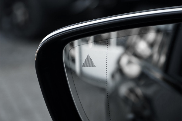 BMW 5 Serie Touring 530i xDrive High Executive M-Sport Pano Active Steering ACC Laser HUD