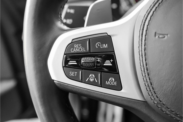 BMW 5 Serie Touring 530i xDrive High Executive M-Sport Pano Active Steering ACC Laser HUD