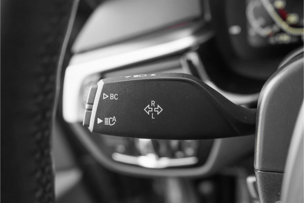 BMW 5 Serie Touring 530i xDrive High Executive M-Sport Pano Active Steering ACC Laser HUD