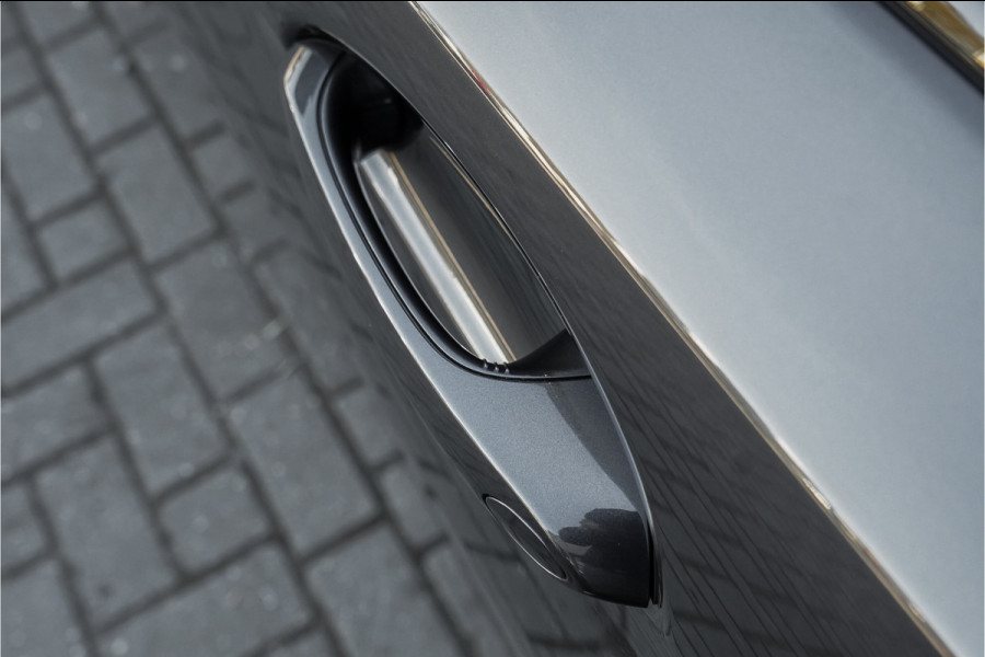 BMW 5 Serie Touring 530i xDrive High Executive M-Sport Pano Active Steering ACC Laser HUD