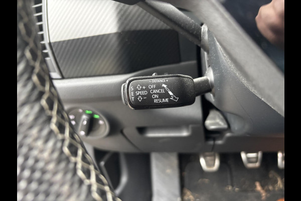 Škoda Kodiaq 1.5 TSI Sportline Business 150pk | Stoelverwarming | Adaptive cruise control | Elektrische achterklep | Keyless entry