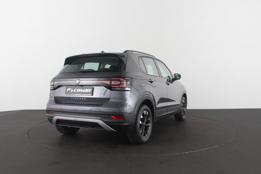 Volkswagen T-Cross 1.0 TSI Life > Camera/Smoky Gray/All season banden...