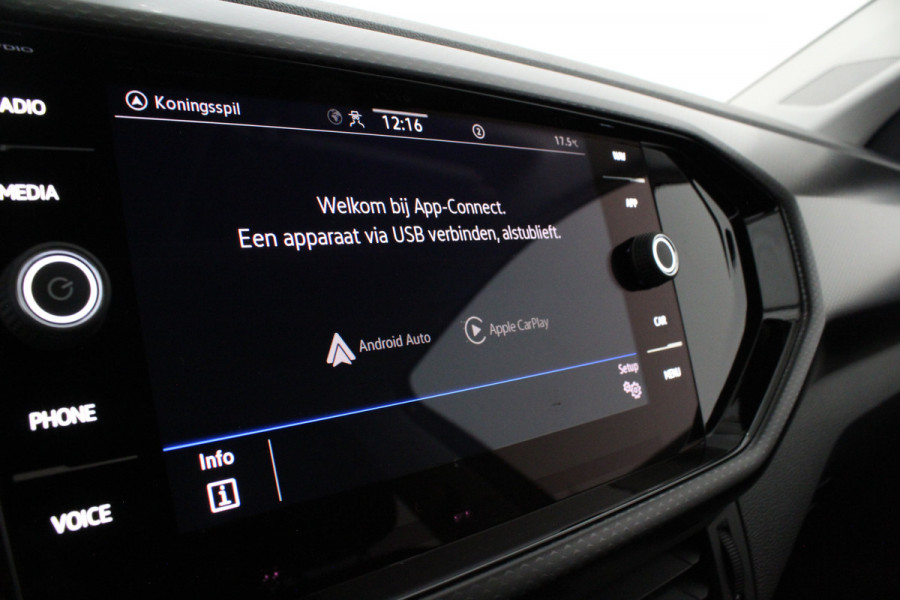 Volkswagen T-Cross 1.0 TSI Life > Camera/Smoky Gray/All season banden...