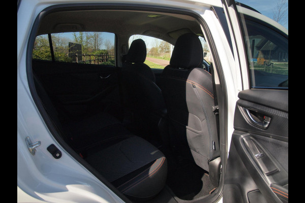 Subaru XV 2.0i e-BOXER | Trekhaak | Trekgewicht geremd 1270kg | Camera | NL-Auto |