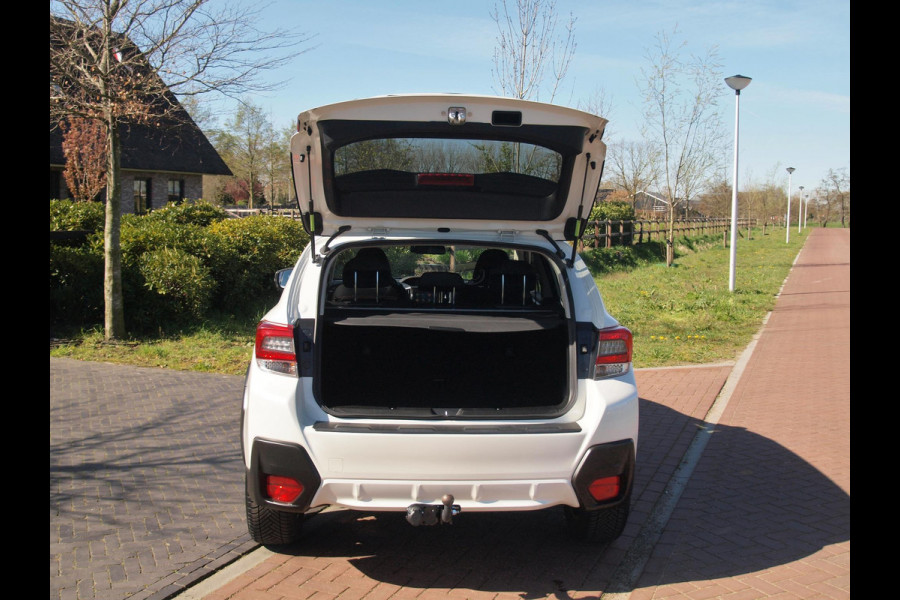 Subaru XV 2.0i e-BOXER | Trekhaak | Trekgewicht geremd 1270kg | Camera | NL-Auto |