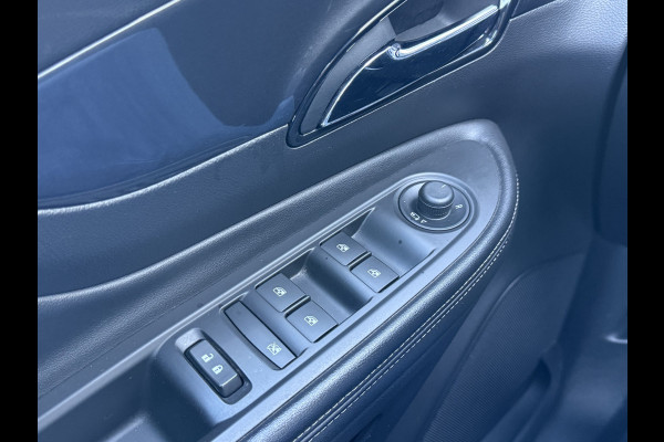 Opel Mokka X 1.4 Turbo Innovation | Schuifdak | Leder | Trekhaak | Winter-pakket | 19 inch