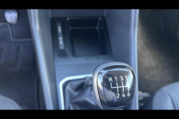 Volkswagen Caddy Cargo 2.0 TDI 102pk Style / LED-koplampen / Trekhaak / App-connect