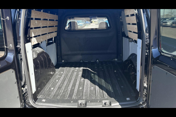 Volkswagen Caddy Cargo 2.0 TDI 102pk Style / LED-koplampen / Trekhaak / App-connect