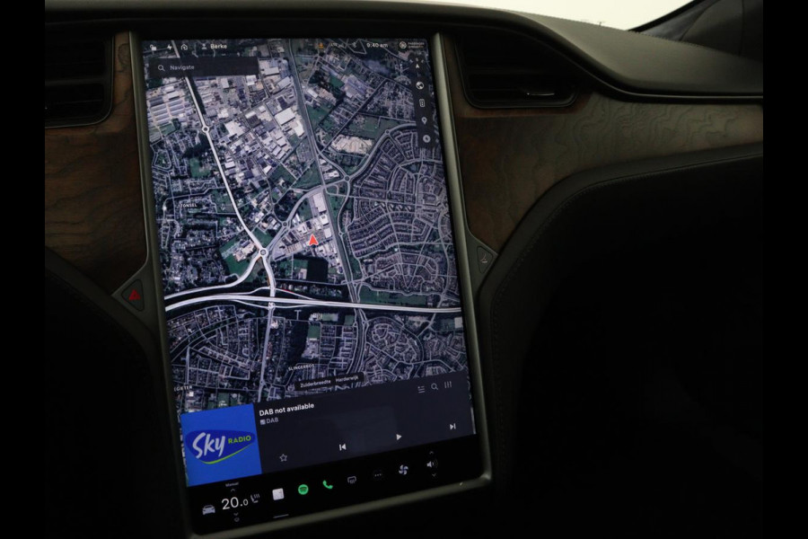 Tesla Model S 100D | SOH 90% | Panoramadak | Leder | Autopilot | Stoelverwarming | Camera | Keyless | Full LED | Navigatie | Climate control | 19'' lichtmetalen velgen