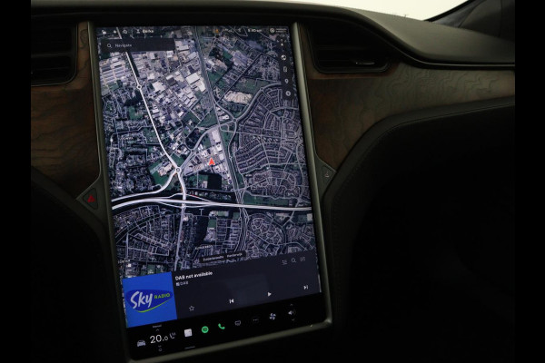 Tesla Model S 100D | SOH 90% | Panoramadak | Leder | Autopilot | Stoelverwarming | Camera | Keyless | Full LED | Navigatie | Climate control | 19'' lichtmetalen velgen