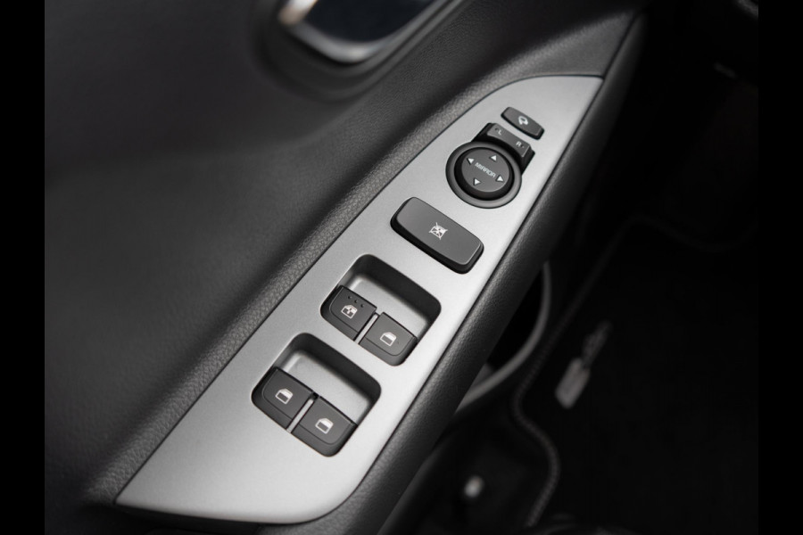 Kia Stonic 1.0 T-GDi MHEV GT-Line | Stoel en stuurverwarming | Navi | Clima |