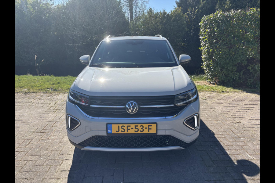 Volkswagen T-Cross 1.5 TSI R-Line Edition Camera | Adaptive Cruise | Stoeverwarming | Apple Carplay