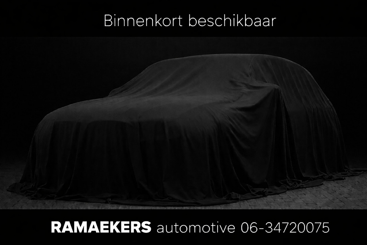 BMW 3 Serie Touring 330e M Sport Adaptief onderstel / 19inch / elec stoelen / Camera / Stoelverwarming