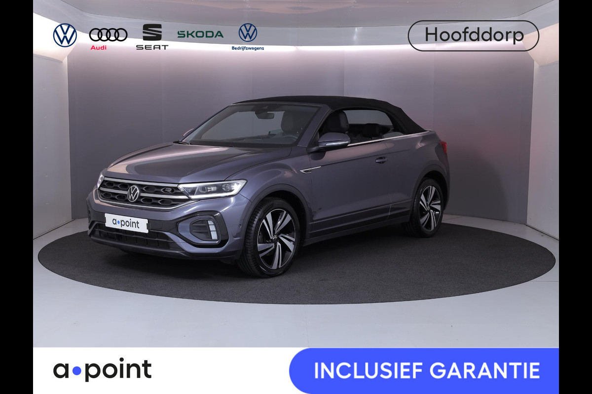 Volkswagen T-Roc Cabrio 1.5 TSI R-Line 150 pk Automaat (DSG) | Navigatie | Trekhaak (afneembaar) | Parkeersensoren (Park assist) | Achteruitrijcamera | Windscherm | Stoel/stuur verwarming | R-Line |