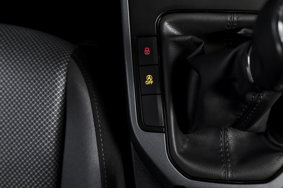 Seat Arona 1.0 TSI 95 PK Style | Dig. Cockpit | Cruise | PDC | Camera | App. Connect | ECC | LM 17" |