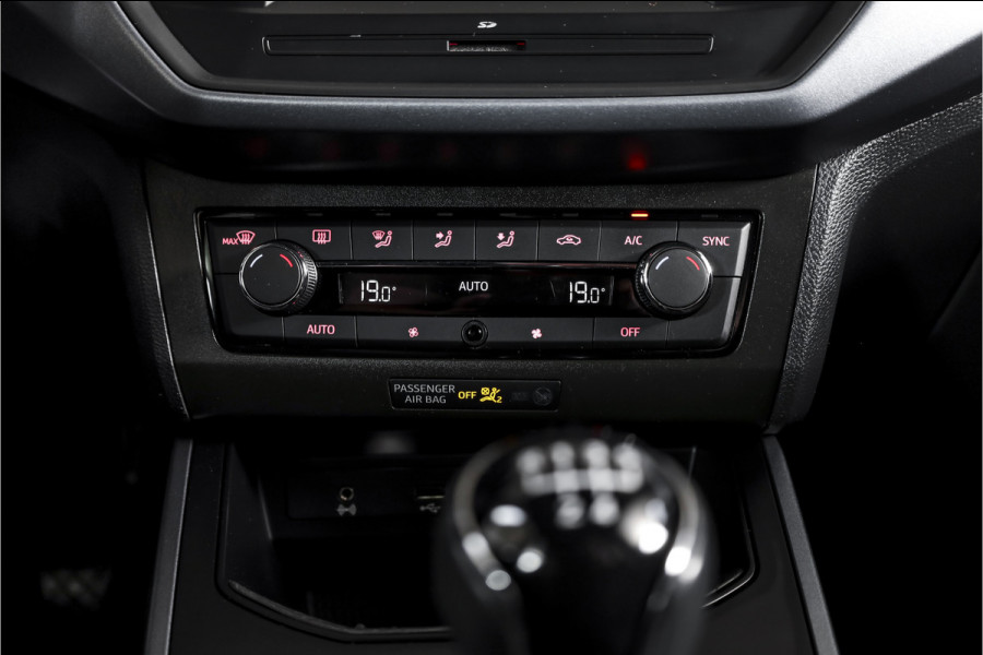 Seat Arona 1.0 TSI 95 PK Style | Dig. Cockpit | Cruise | PDC | Camera | App. Connect | ECC | LM 17" |