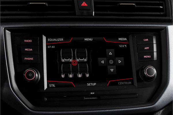 Seat Arona 1.0 TSI 95 PK Style | Dig. Cockpit | Cruise | PDC | Camera | App. Connect | ECC | LM 17" |