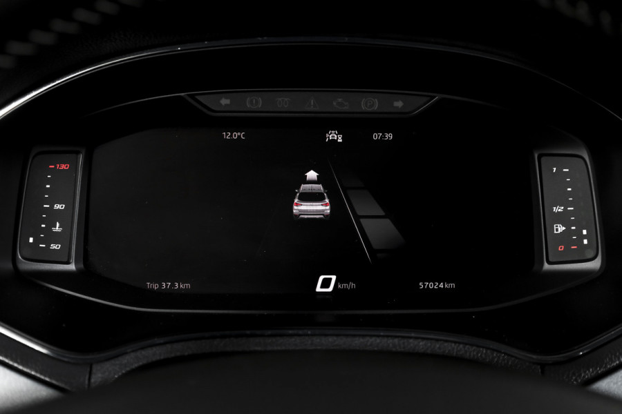 Seat Arona 1.0 TSI 95 PK Style | Dig. Cockpit | Cruise | PDC | Camera | App. Connect | ECC | LM 17" |