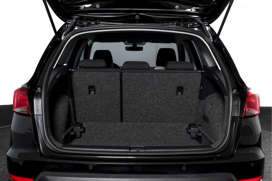 Seat Arona 1.0 TSI 95 PK Style | Dig. Cockpit | Cruise | PDC | Camera | App. Connect | ECC | LM 17" |