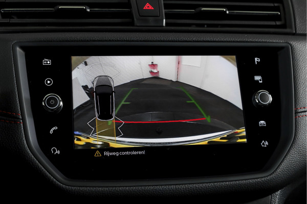 Seat Arona 1.0 TSI 110 PK FR Business Intense - Automaat | Dig. Cockpit | Cruise | PDC | Camera | NAV + App. Connect | ECC | Trekhaak | LM 18" |