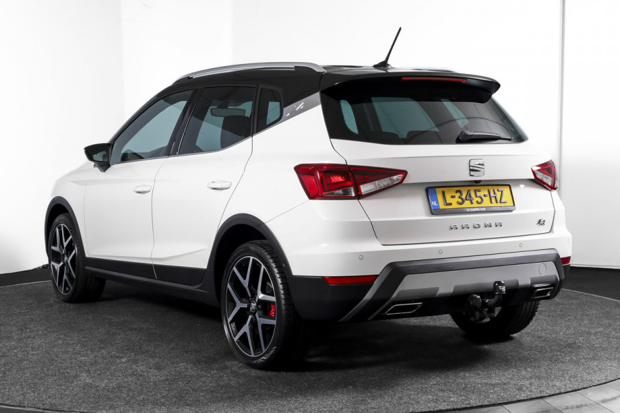 Seat Arona 1.0 TSI 110 PK FR Business Intense - Automaat | Dig. Cockpit | Cruise | PDC | Camera | NAV + App. Connect | ECC | Trekhaak | LM 18" |