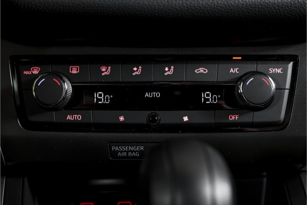 Seat Arona 1.0 TSI 110 PK FR Business Intense - Automaat | Dig. Cockpit | Cruise | PDC | Camera | NAV + App. Connect | ECC | Trekhaak | LM 18" |