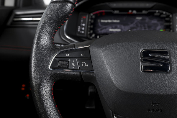 Seat Arona 1.0 TSI 110 PK FR Business Intense - Automaat | Dig. Cockpit | Cruise | PDC | Camera | NAV + App. Connect | ECC | Trekhaak | LM 18" |