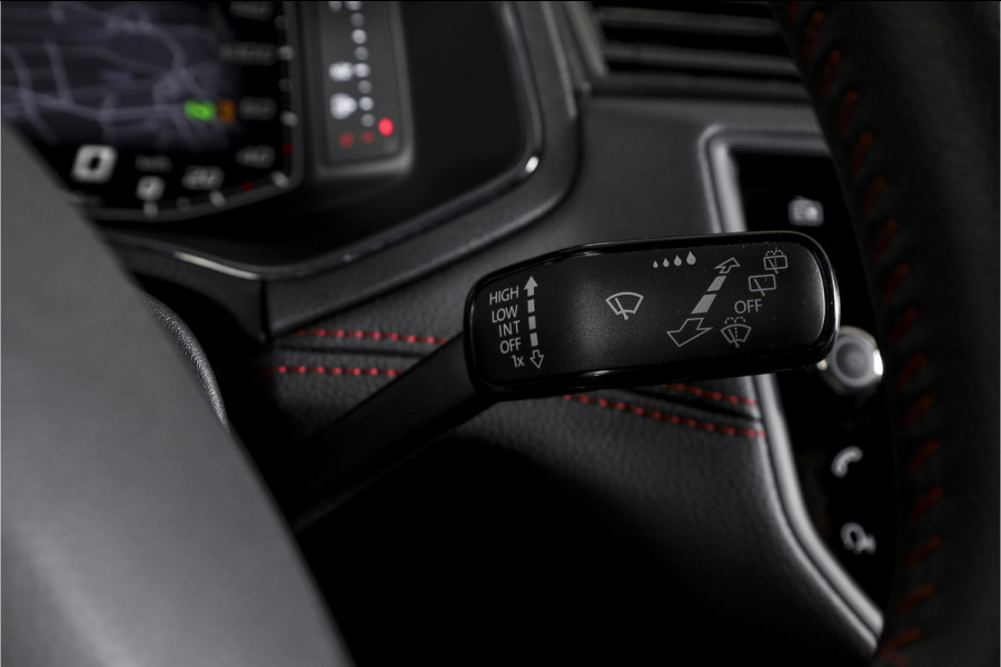 Seat Arona 1.0 TSI 110 PK FR Business Intense - Automaat | Dig. Cockpit | Cruise | PDC | Camera | NAV + App. Connect | ECC | Trekhaak | LM 18" |