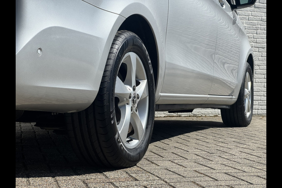 Mercedes-Benz V-Klasse 300d Lang 9G M-bux Leder Elektrische klep Trekhaak afneembaar Camera Verwarmde stoelen