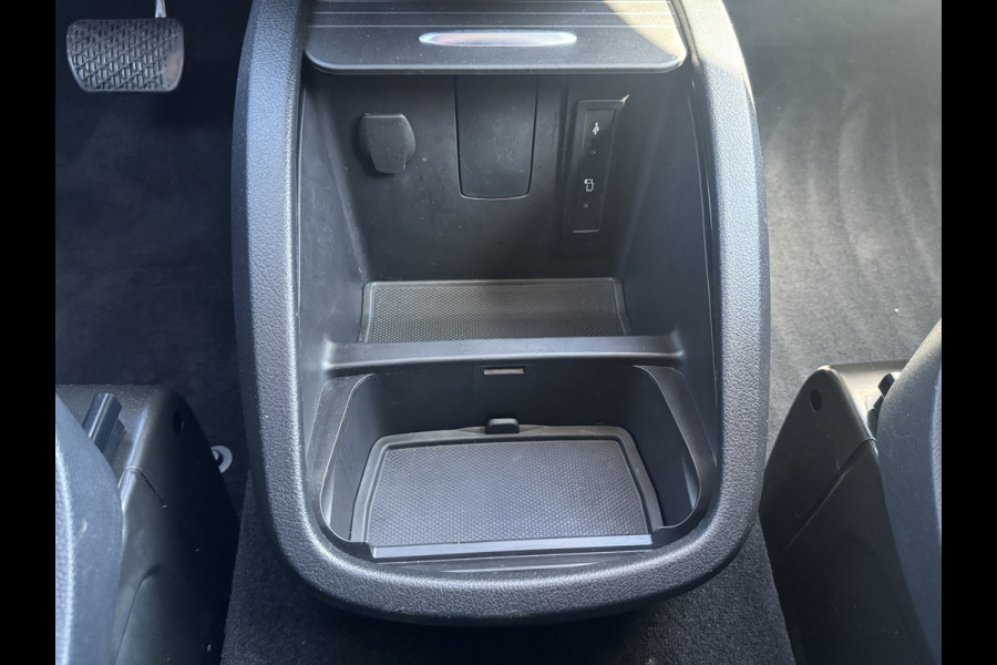 Mercedes-Benz V-Klasse 300d Lang 9G M-bux Leder Elektrische klep Trekhaak afneembaar Camera Verwarmde stoelen