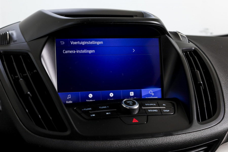 Ford Kuga 1.5 EcoBoost 150 PK ST Line | Cruise | Winterpakket | PDC | Camera | Bi-Xenon | NAV + App. Connect | ECC | Elek. Klep | Afn. Trekhaak | LM 18" |