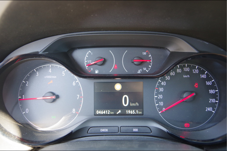 Opel Grandland X 1.2 Turbo Elegance TREKHAAK, APPLE CARPLAY/ANDROID AUTO, PARKEERSENSOREN