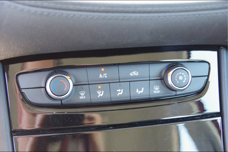 Opel Grandland X 1.2 Turbo Elegance TREKHAAK, APPLE CARPLAY/ANDROID AUTO, PARKEERSENSOREN