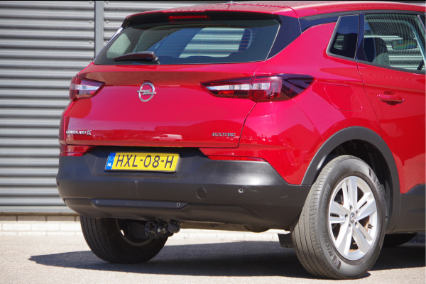 Opel Grandland X 1.2 Turbo Elegance TREKHAAK, APPLE CARPLAY/ANDROID AUTO, PARKEERSENSOREN
