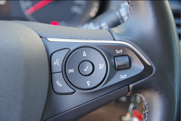 Opel Grandland X 1.2 Turbo Elegance TREKHAAK, APPLE CARPLAY/ANDROID AUTO, PARKEERSENSOREN