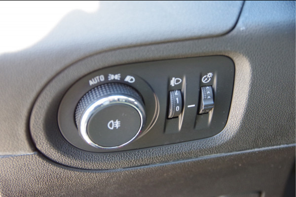 Opel Grandland X 1.2 Turbo Elegance TREKHAAK, APPLE CARPLAY/ANDROID AUTO, PARKEERSENSOREN