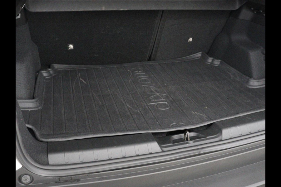 Jeep Avenger Longtitude 54 kWh | SOH 96.6% | Stoelverwarming | Carplay | Navigatie | Full LED | Warmtepomp | Keyless | Climate control | Digital Cockpit | Cruise control