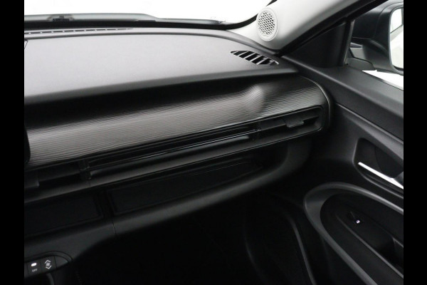 Jeep Avenger Longtitude 54 kWh | SOH 96.6% | Stoelverwarming | Carplay | Navigatie | Full LED | Warmtepomp | Keyless | Climate control | Digital Cockpit | Cruise control