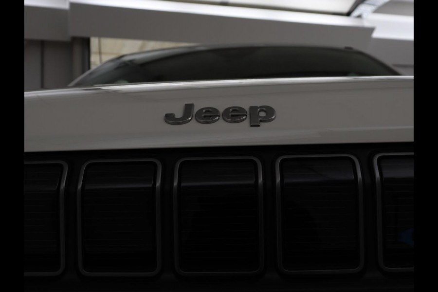 Jeep Avenger Longtitude 54 kWh | SOH 96.6% | Stoelverwarming | Carplay | Navigatie | Full LED | Warmtepomp | Keyless | Climate control | Digital Cockpit | Cruise control