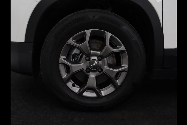 Jeep Avenger Longtitude 54 kWh | SOH 96.6% | Stoelverwarming | Carplay | Navigatie | Full LED | Warmtepomp | Keyless | Climate control | Digital Cockpit | Cruise control